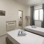Luxury Ii With Heated Pool And Sea View Near The *