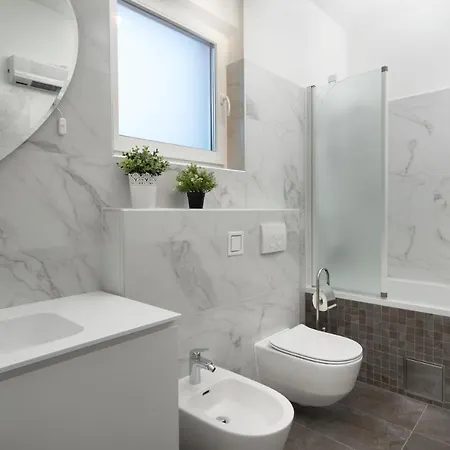 Villa Luxury Ii With Heated Pool And Sea View Near The *