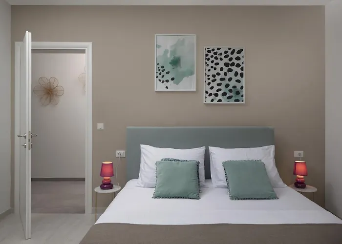 Luxury Ii With Heated Pool And Sea View Near The Vila