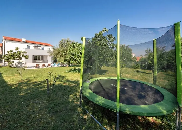 Luxury Ii With Heated Pool And Sea View Near The *