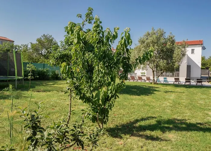 Luxury Ii With Heated Pool And Sea View Near The * Medulin