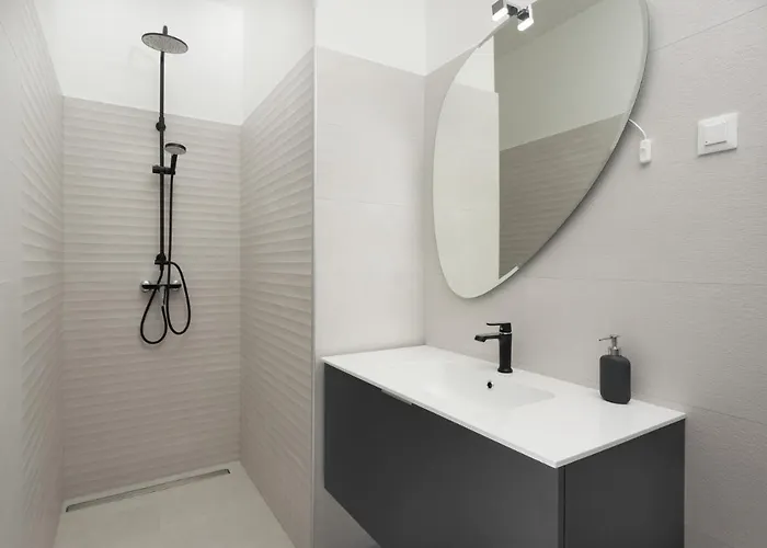 Luxury Ii With Heated Pool And Sea View Near The Vila Medulin